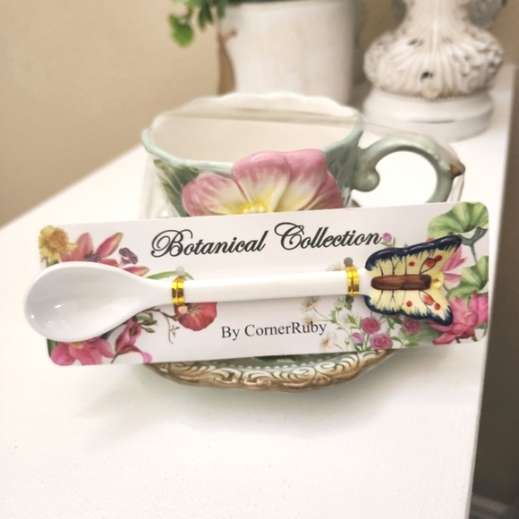 Corner Ruby Botanical Collection Floral 3 Piece Cup&Saucer & Spoon Set ~ New - Picture 3 of 9